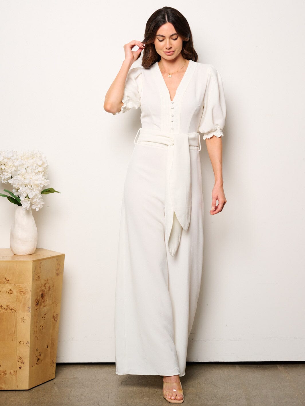 WOMEN'S SHORT SLEEVE V-NECK SELF TIE WIDE LEG JUMPSUIT