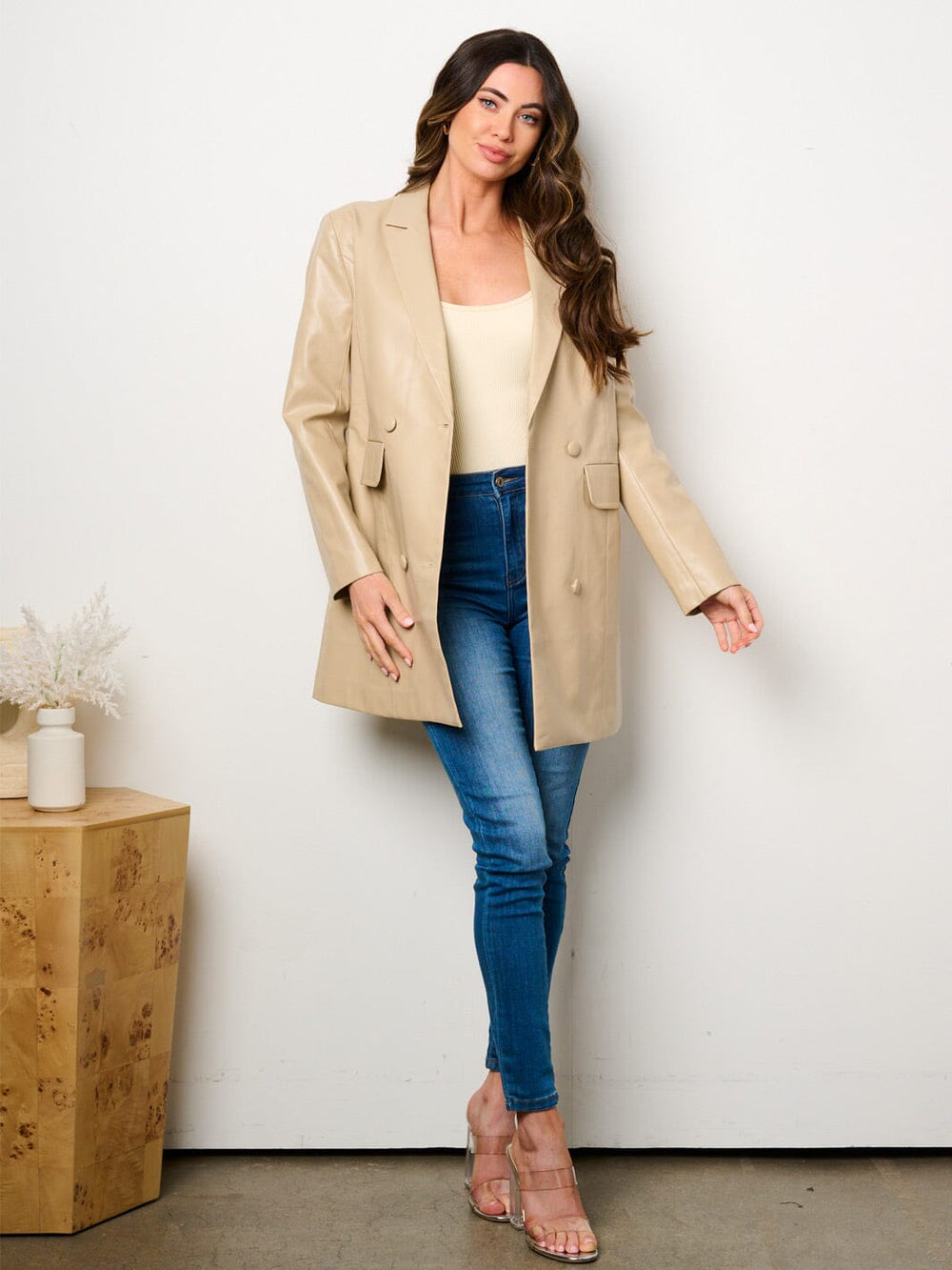 WOMEN'S LONG SLEEVE BUTTON CLOSURE POCKETS PU PLEATHER JACKET