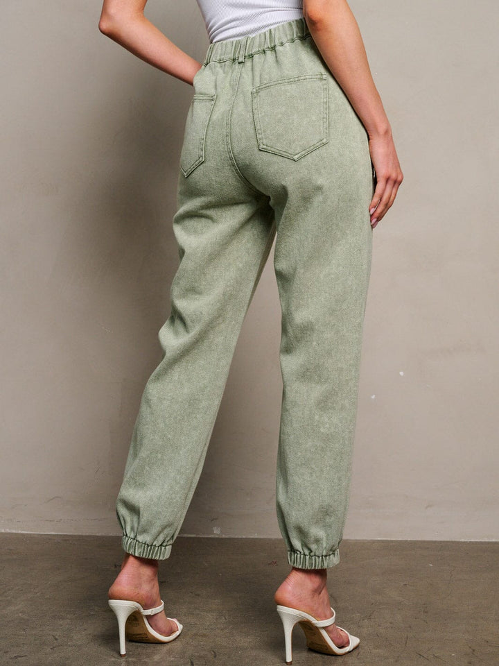 WOMEN'S BUTTON CLOSURE POCKETS DENIM JOGGER LEG PANTS