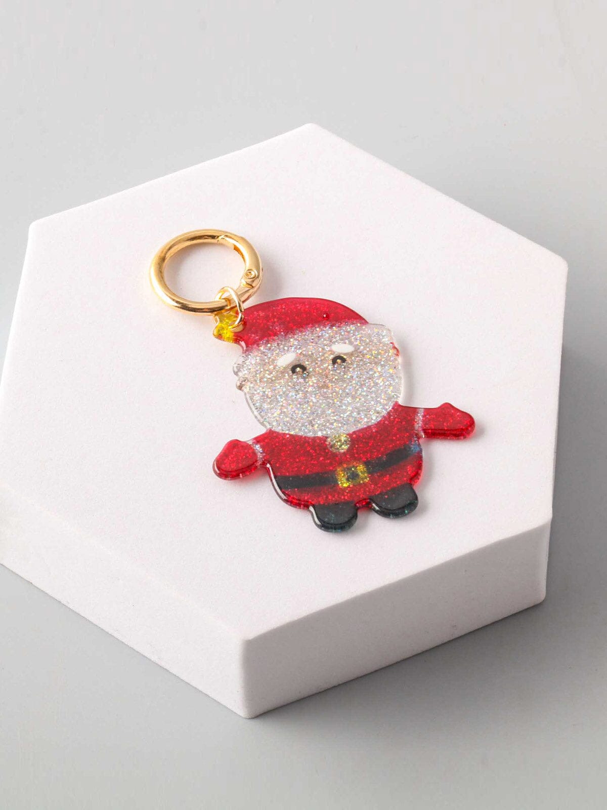 FASHION ASSORTED HOLIDAY PLASTIC PENDANT CHARMS