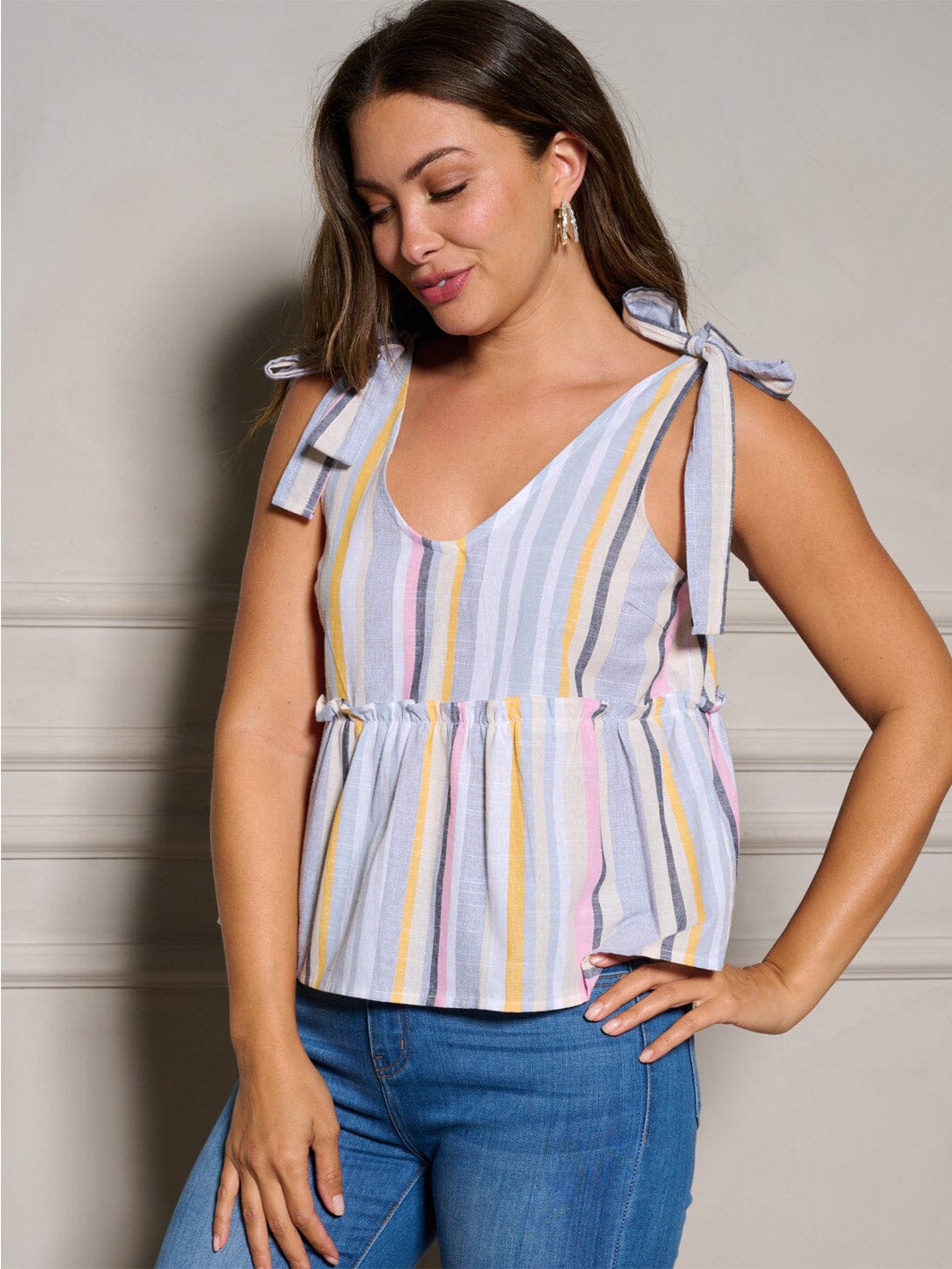 WOMEN'S SLEEVELESS V-NECK MULTI STRIPES PEPLUM TANK TOP