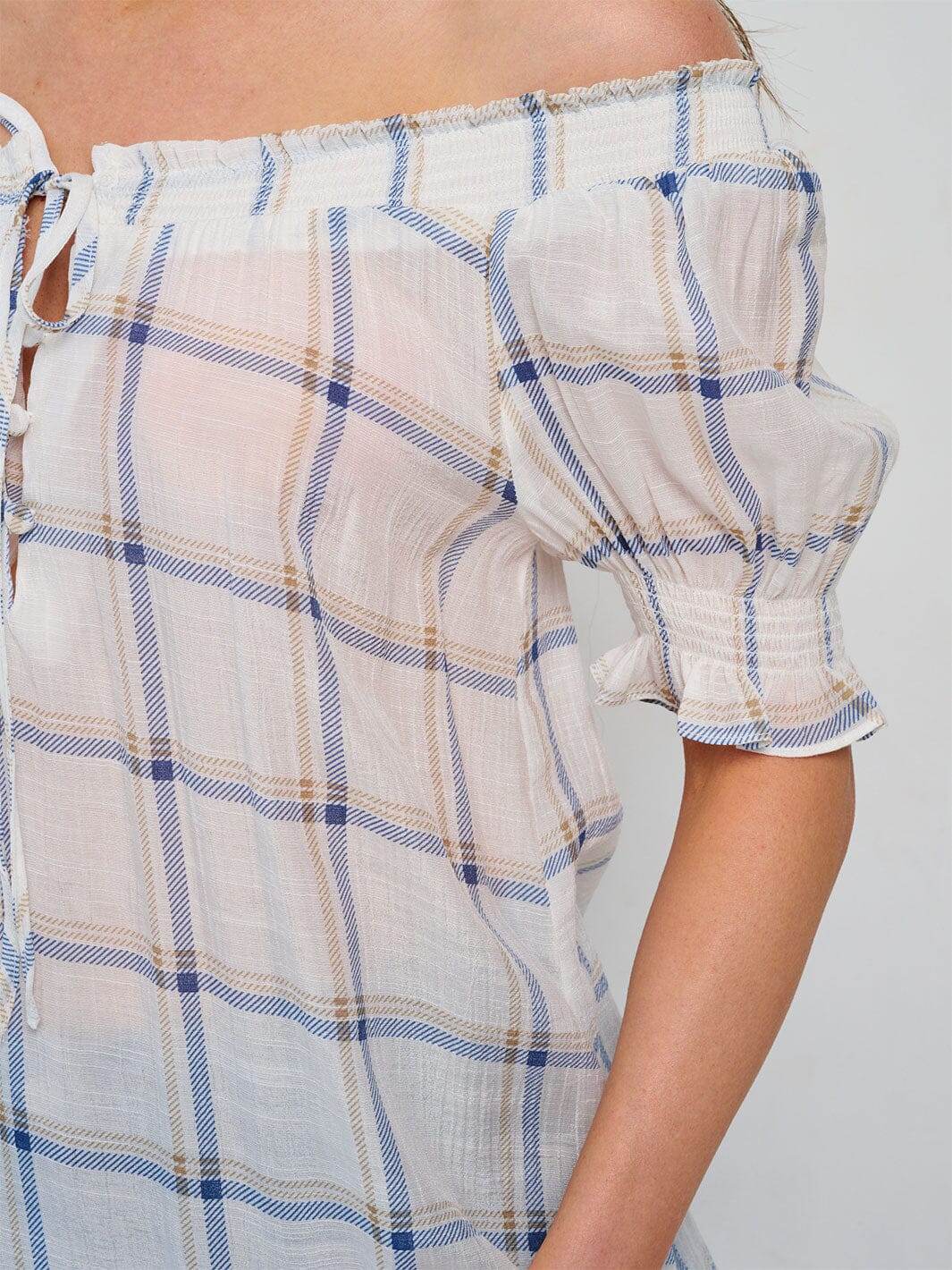 WOMEN'S SHORT SLEEVE OFF SHOULDER CHECKERS PRINT BLOUSE