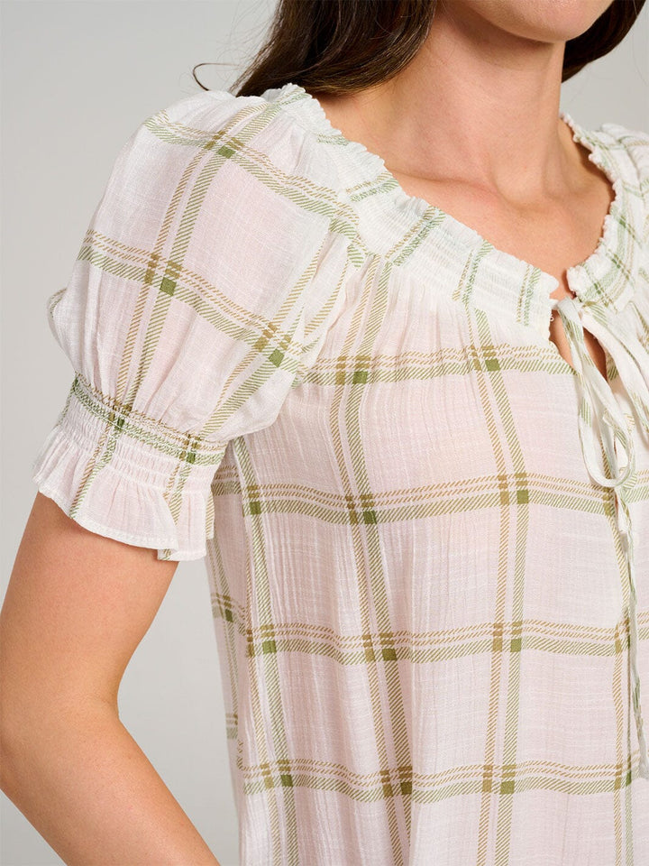WOMEN'S SHORT PUFF SLEEVE PLAID BLOUSE