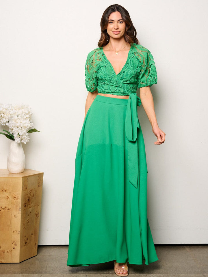 WOMEN'S SHORT SLEEVE EYELET CROP TOP & MAXI SKIRT 2PC. SET