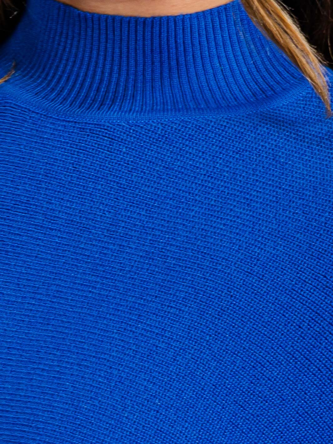 WOMEN'S LONG SLEEVE MOCK NECK KNIT CROP TOP