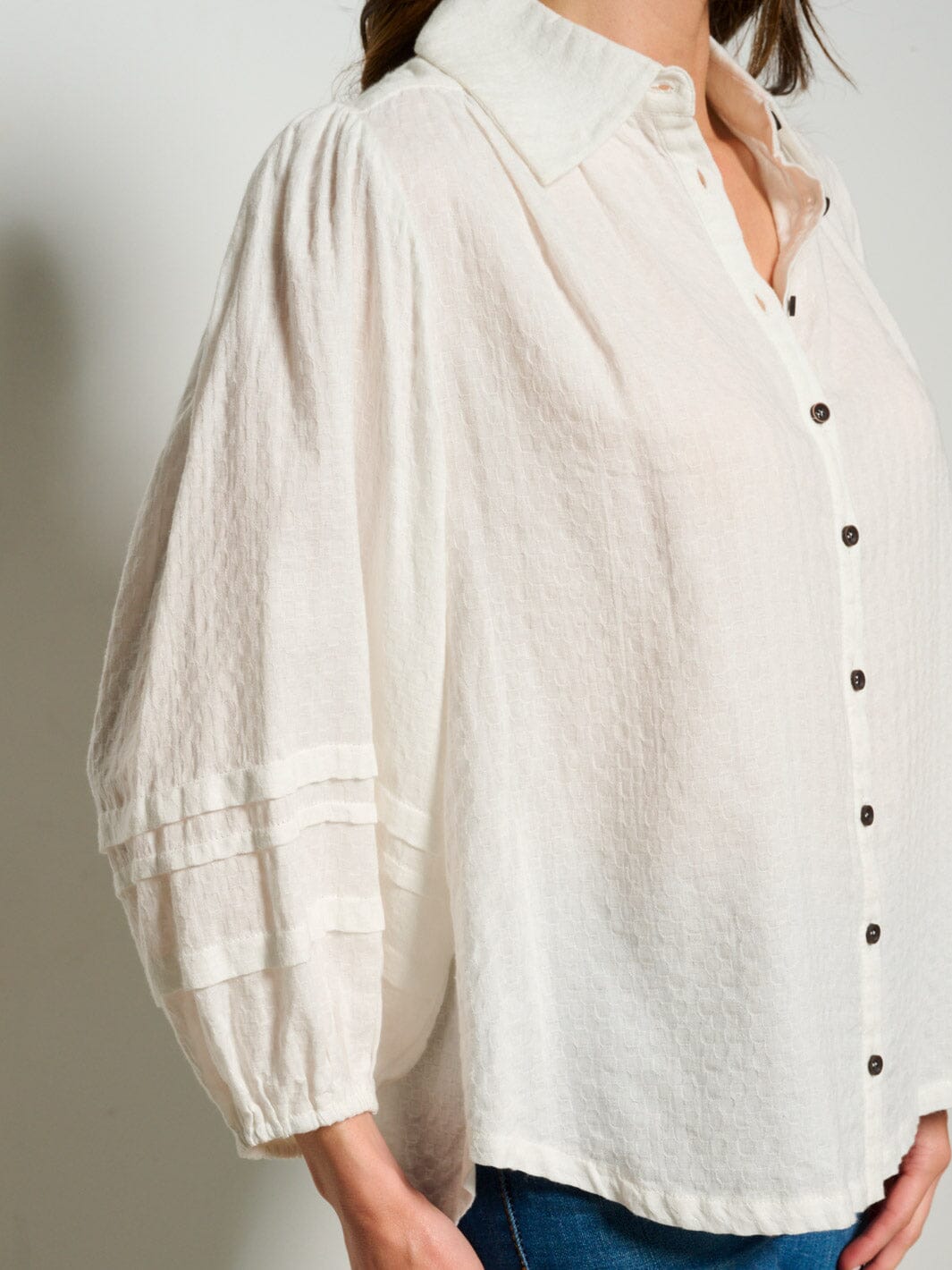 WOMEN'S 3/4 SLEEVES BUTTON UP WAFFLE BLOUSE TOP