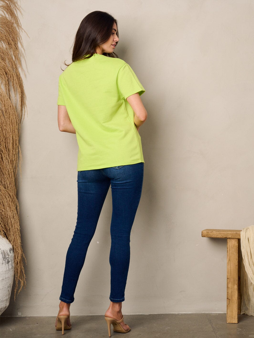 WOMEN'S SHORT SLEEVE SEQUINS DETAILED TOP