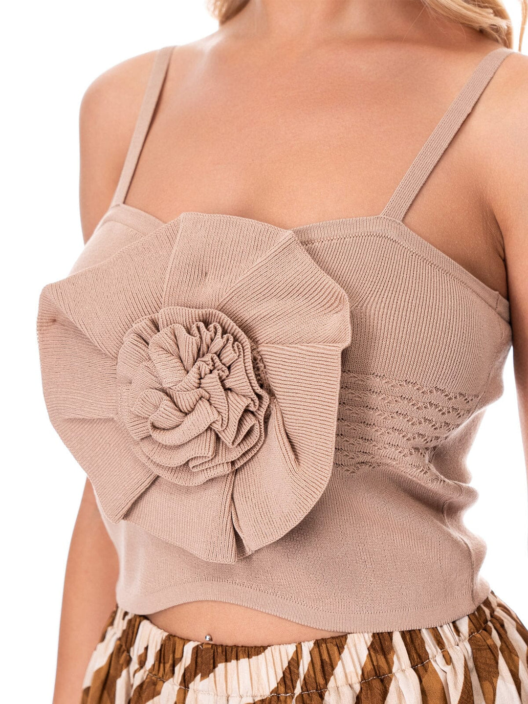 WOMEN'S SLEEVELESS FLOWER DETAILED TANK TOP