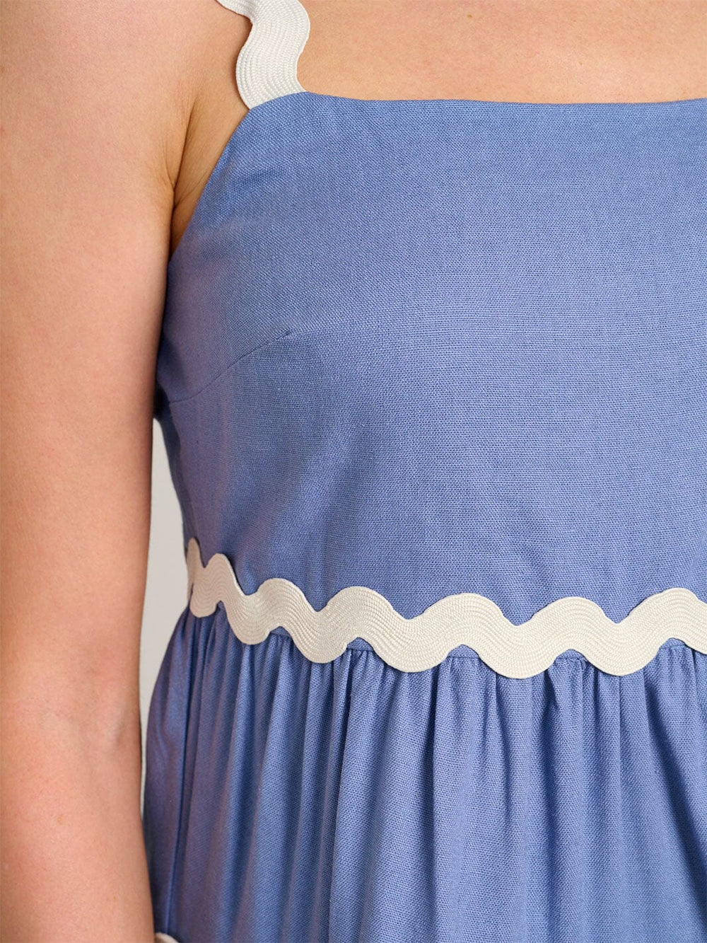 WOMEN'S SLEEVELESS SMOCK COLORBLOCK TIERED MINI DRESS