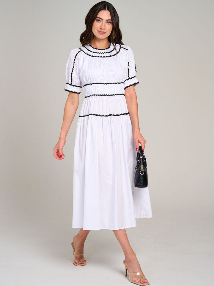 WOMEN'S SHORT SLEEVE TRIM DETAILED FIT & FLARE MAXI DRESS