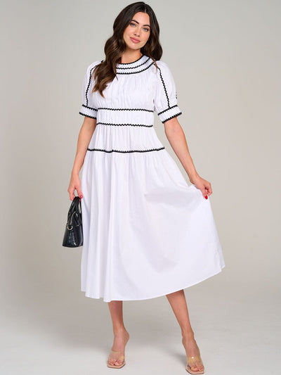 WOMEN'S SHORT SLEEVE TRIM DETAILED FIT & FLARE MAXI DRESS