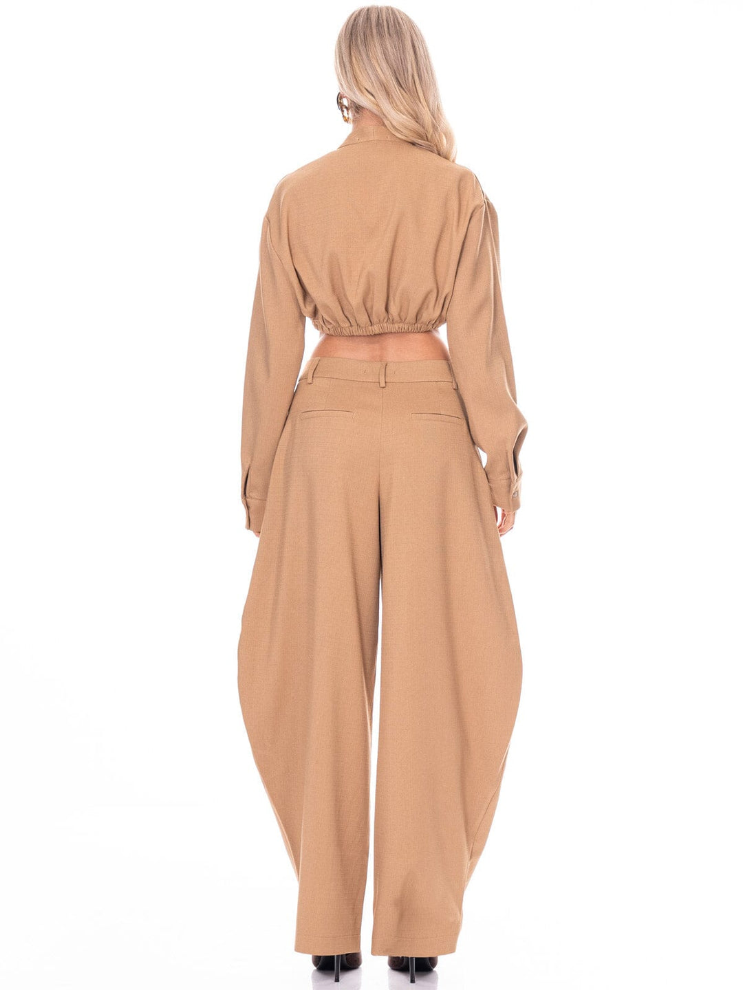 WOMEN'S LONG SLEEVE V-NECK CROP TOP