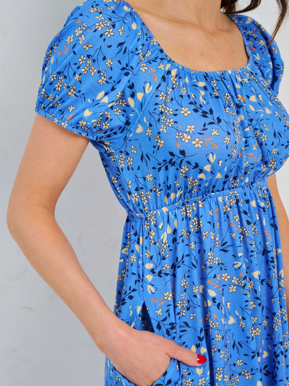WOMEN'S SHORT SLEEVE ELASTIC WAIST FRONT POCKETS FLORAL MINI DRESS