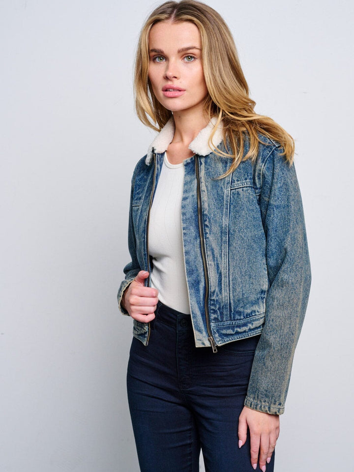 WOMEN'S LONG SLEEVE ZIP UP POCKETS SHERPA COLLAR WASHED DENIM JACKET