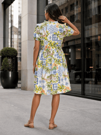WOMEN'S SHORT SLEEVE V-NECK ELASTIC WAIST FRONT POCKETS MULTI PRINT MINI DRESS