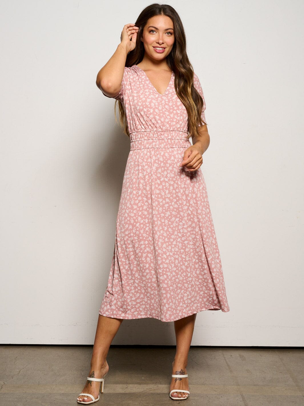 WOMEN'S SHORT SLEEVE V-NECK ELASTIC WAIST FLORAL MIDI DRESS
