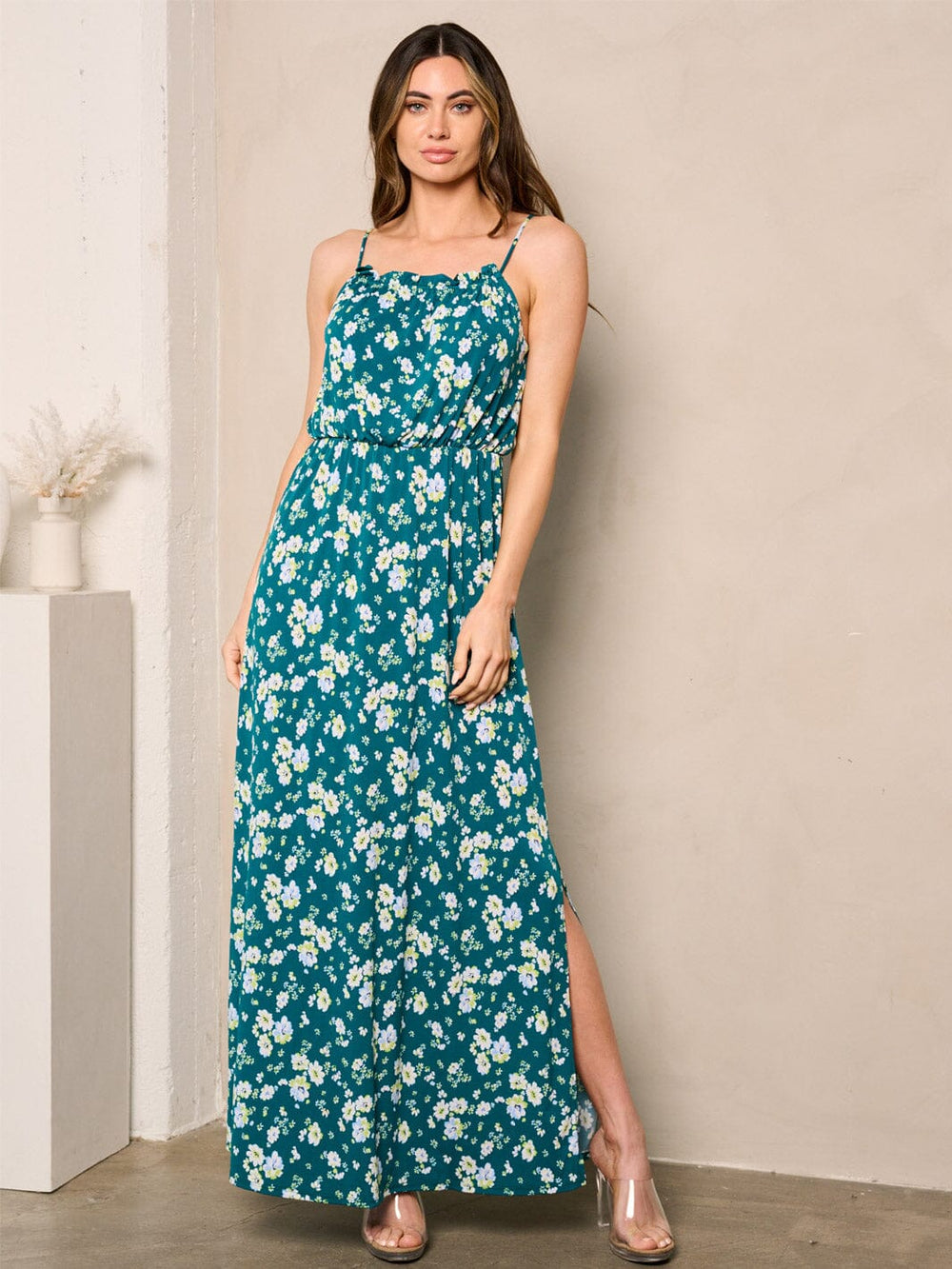 WOMEN'S SLEEVELESS SIDE SLIT ELASTIC WAIST FLORAL MAXI DRESS