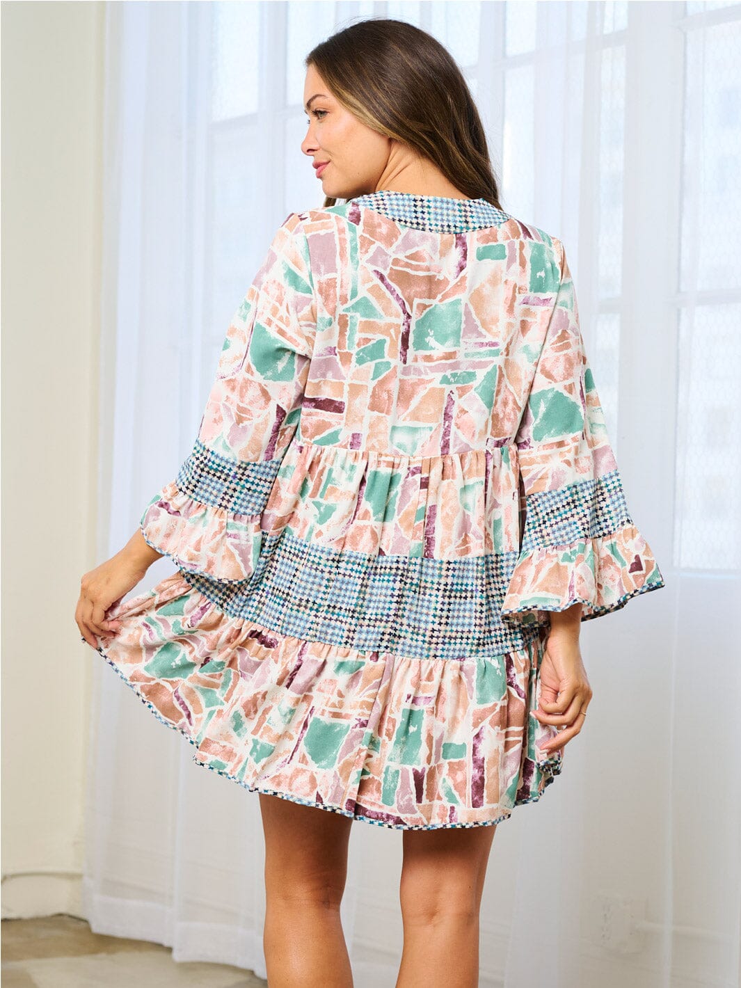 WOMEN'S LONG SLEEVE RUFFLE V-NECK MULTI PRINT TUNIC MINI DRESS