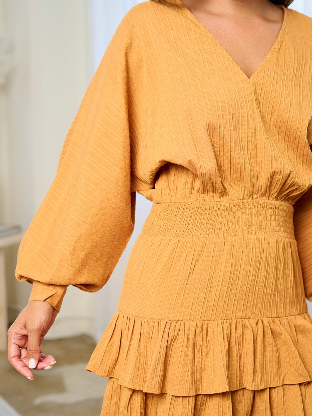 WOMEN'S LONG SLEEVE V-NECK SMOCK RUFFLE TIERED MINI DRESS