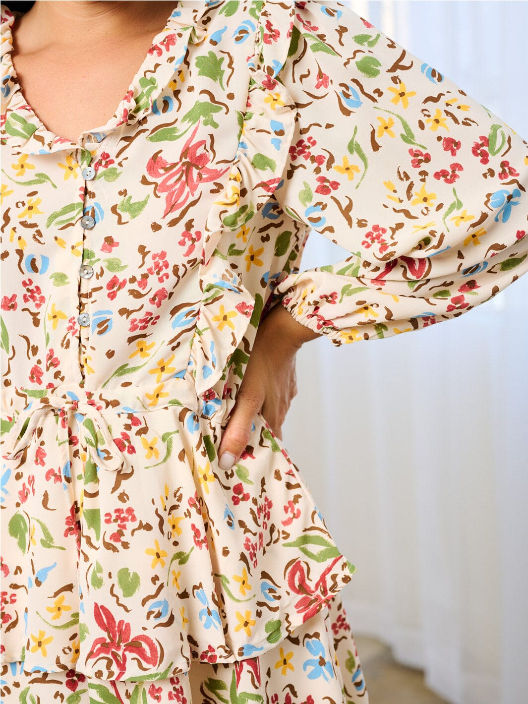 WOMEN'S LONG SLEEVE V-NECK RUFFLE FLORAL MINI DRESS