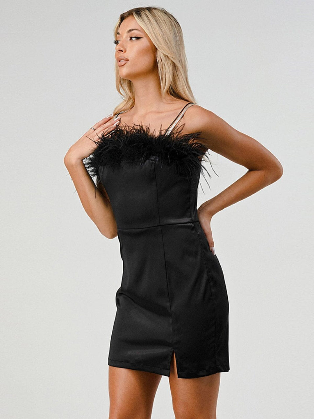 WOMEN'S SLEEVELESS BODYCON FEATHER TRIM MINI DRESS