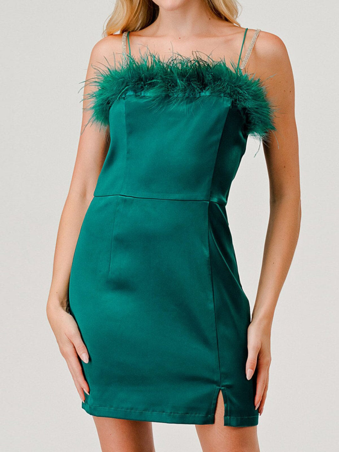 WOMEN'S SLEEVELESS BODYCON FEATHER TRIM MINI DRESS