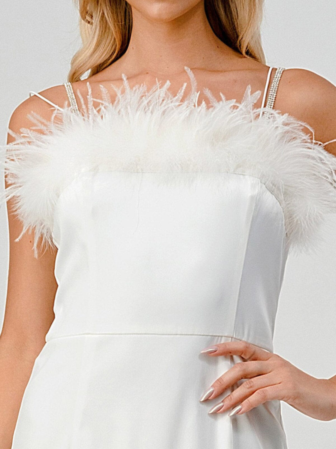 WOMEN'S SLEEVELESS BODYCON FEATHER TRIM MINI DRESS