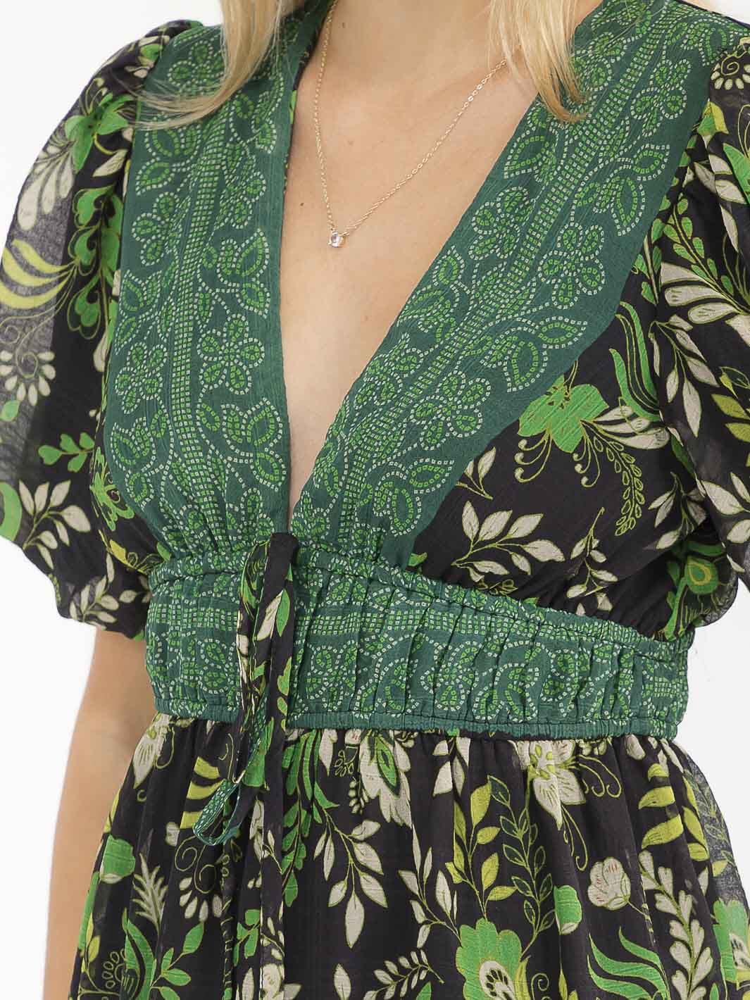 WOMEN'S SHORT PUFF SLEEVES V-NECK TIERED SLIT FLORAL PRINT MAXI DRESS