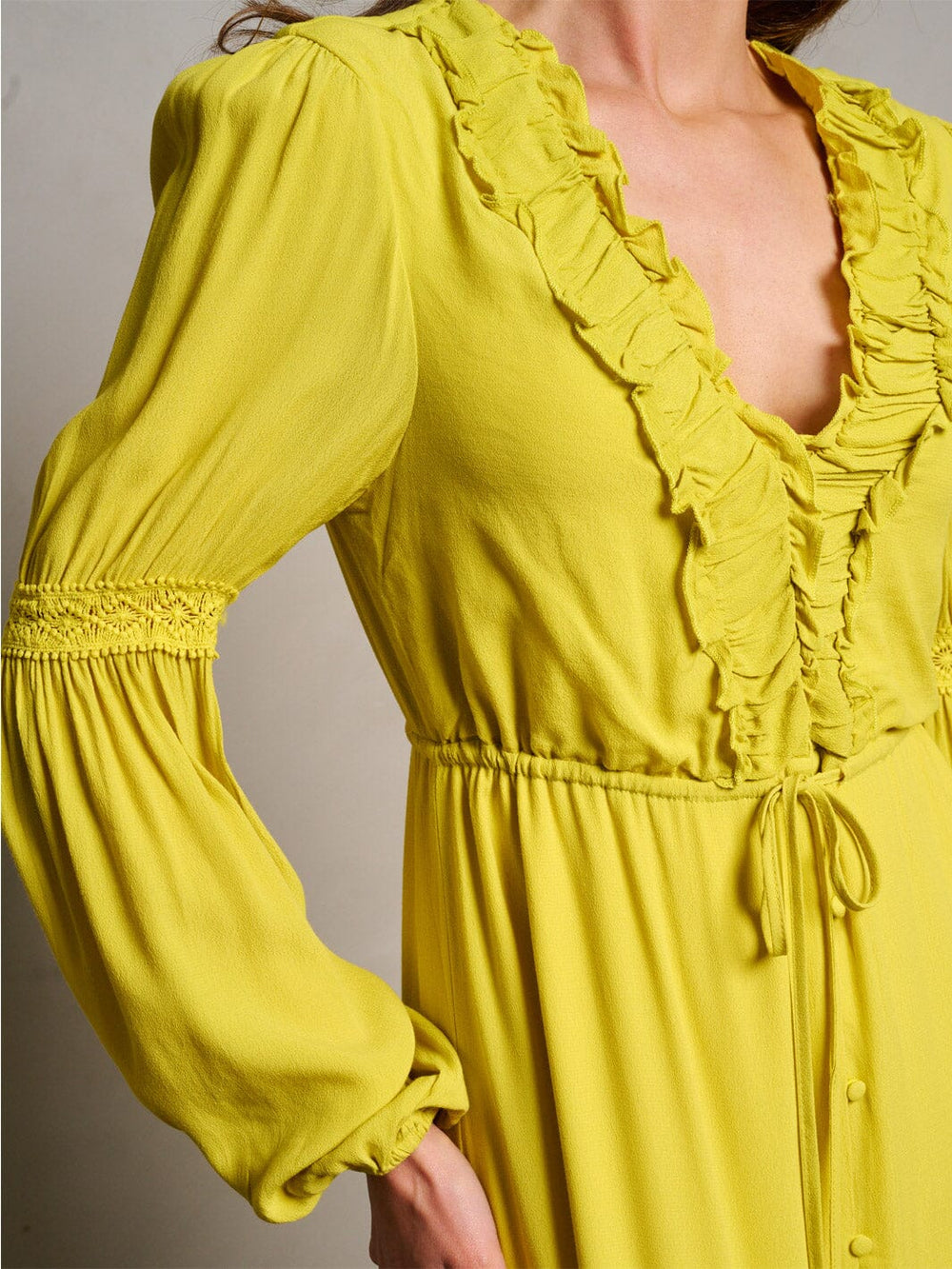 WOMEN'S LONG SLEEVE BUTTON UP TIERED MAXI DRESS