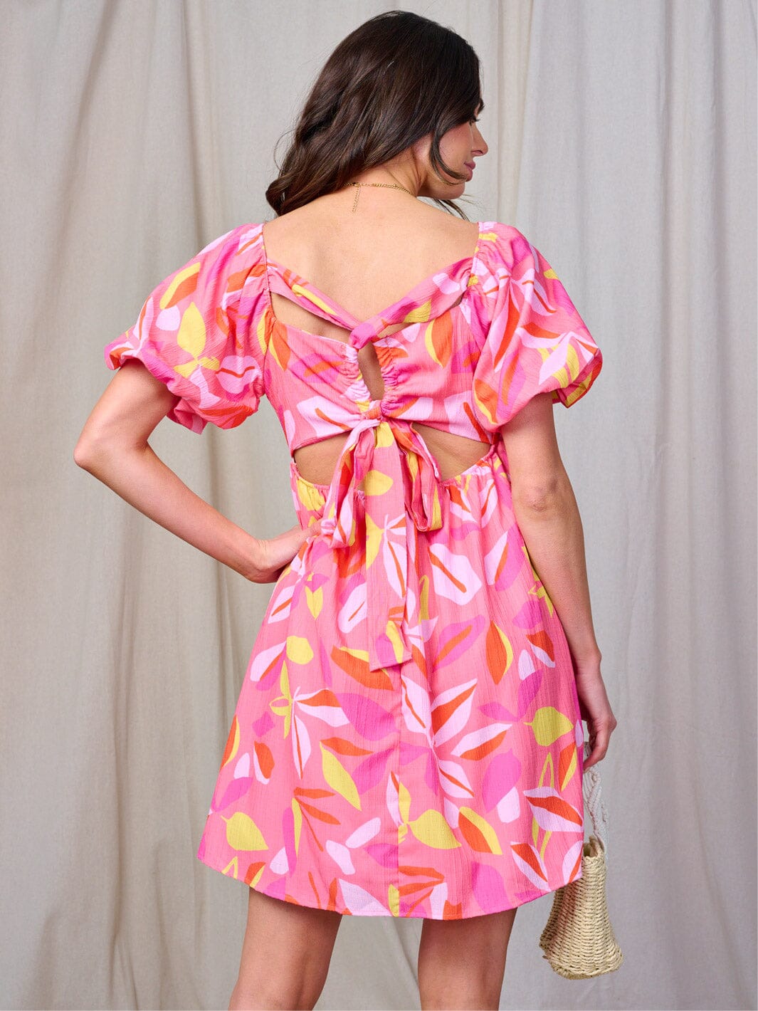 WOMEN'S SHORT SLEEVE TIERED LEAF PRINT MINI DRESS