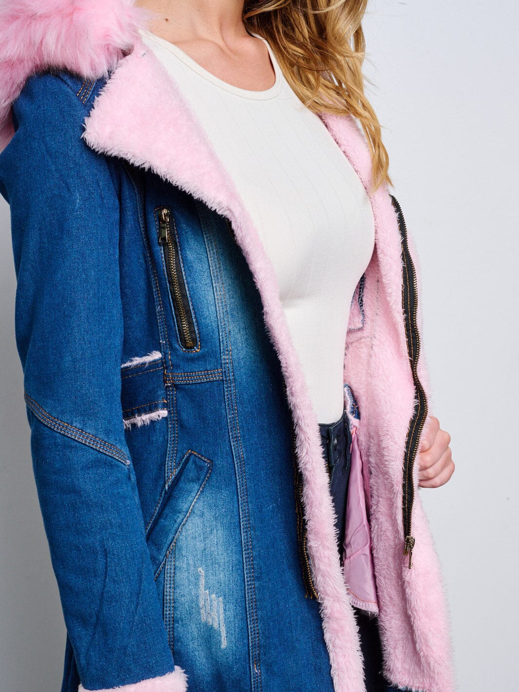 WOMEN'S LONG SLEEVE ZIP UP REMOVABLE SHERPA DETAILED HOODED DENIM JACKET