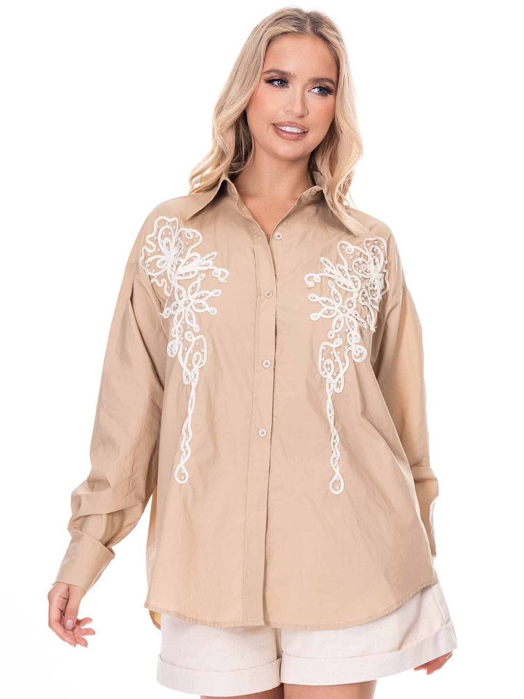 WOMEN'S LONG SLEEVE BUTTON UP PEARL DETAILED BLOUSE