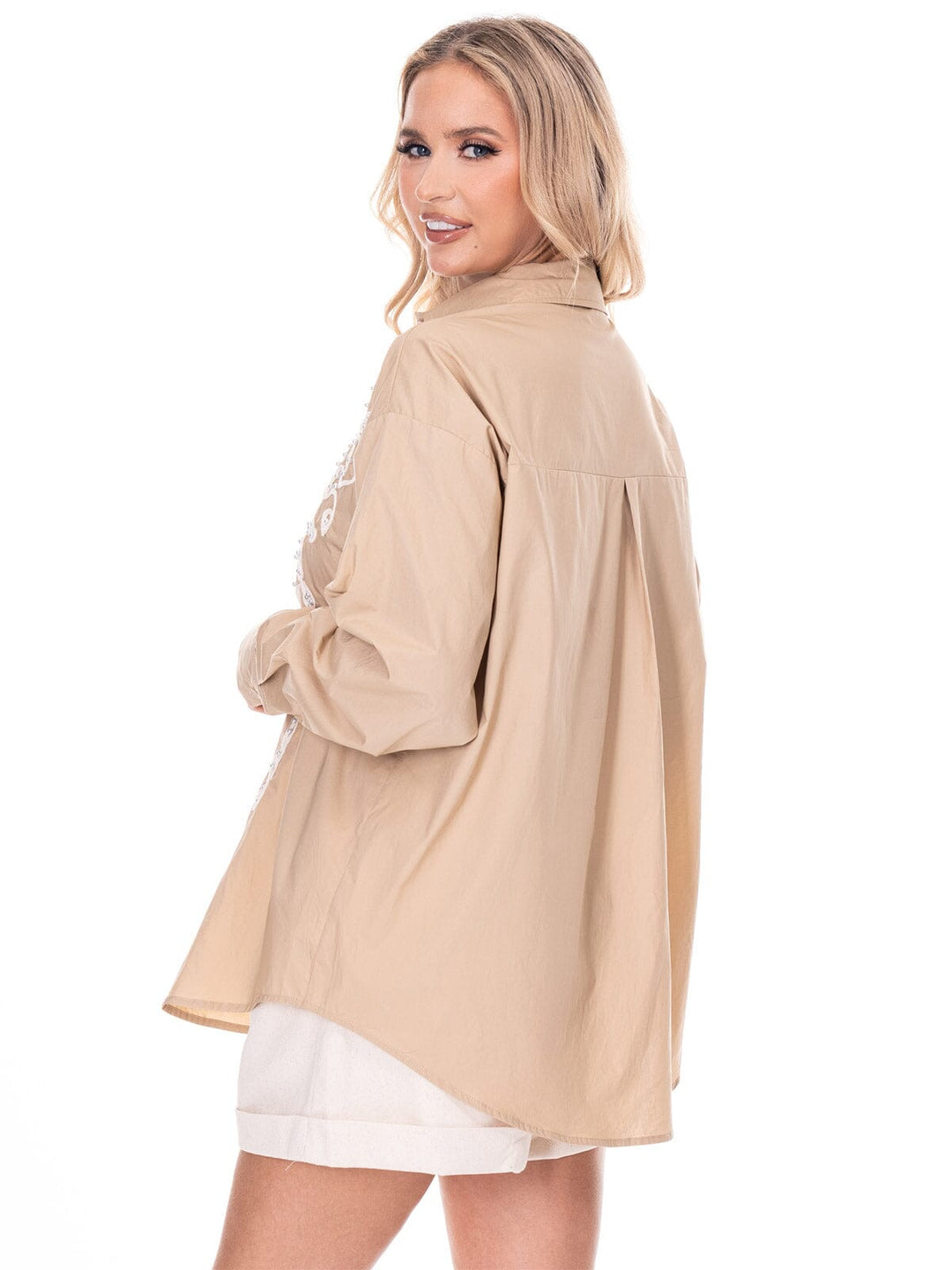 WOMEN'S LONG SLEEVE BUTTON UP PEARL DETAILED BLOUSE