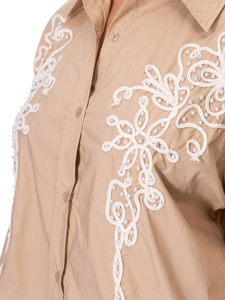 WOMEN'S LONG SLEEVE BUTTON UP PEARL DETAILED BLOUSE