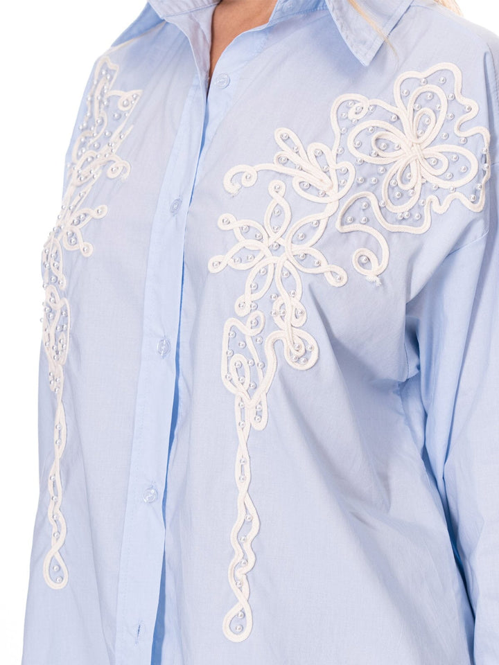 WOMEN'S LONG SLEEVE BUTTON UP PEARL DETAILED BLOUSE