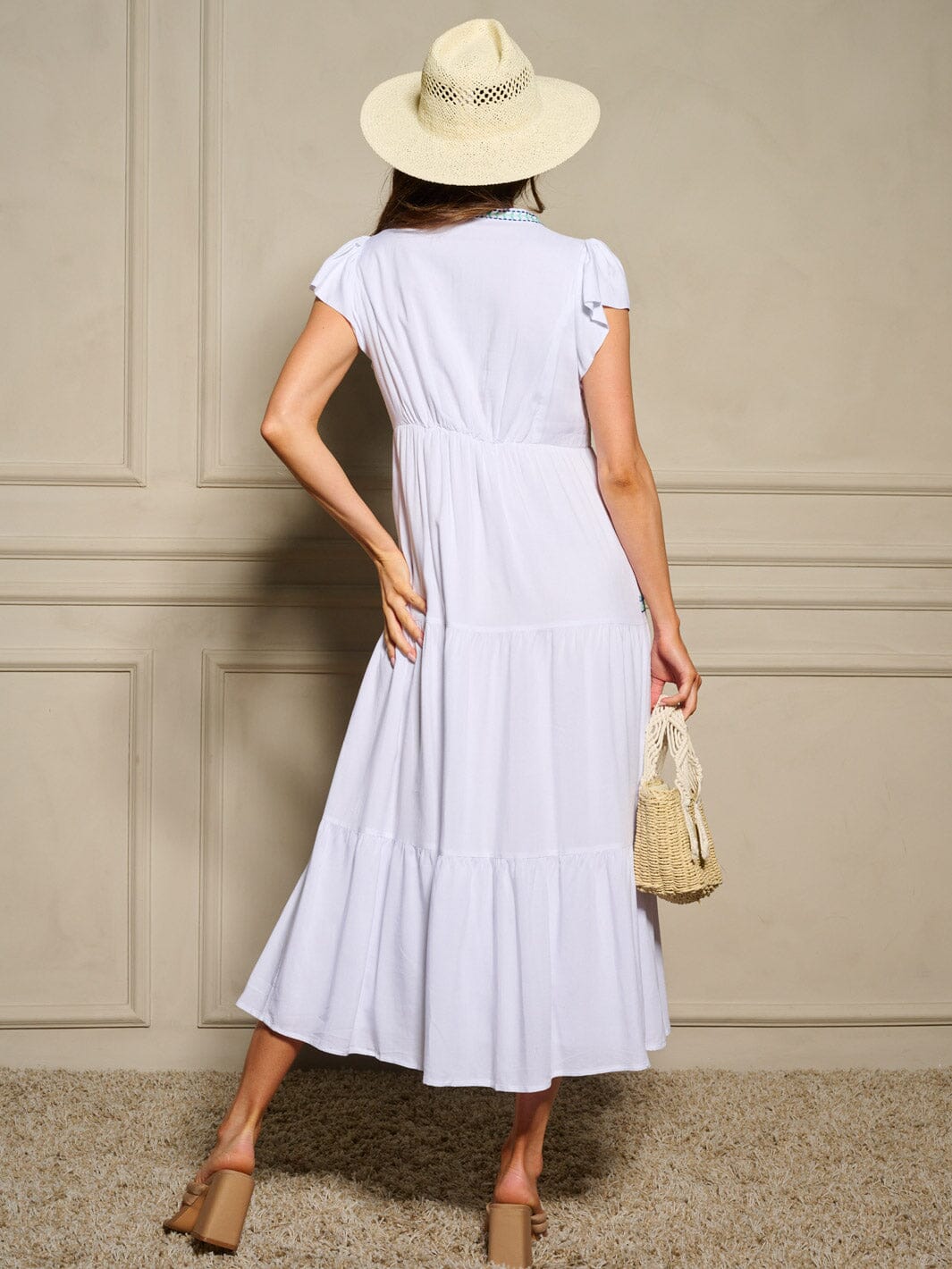 WOMEN'S SHORT SLEEVE V-NECK TIERED EMBROIDERY DETAILED MAXI DRESS