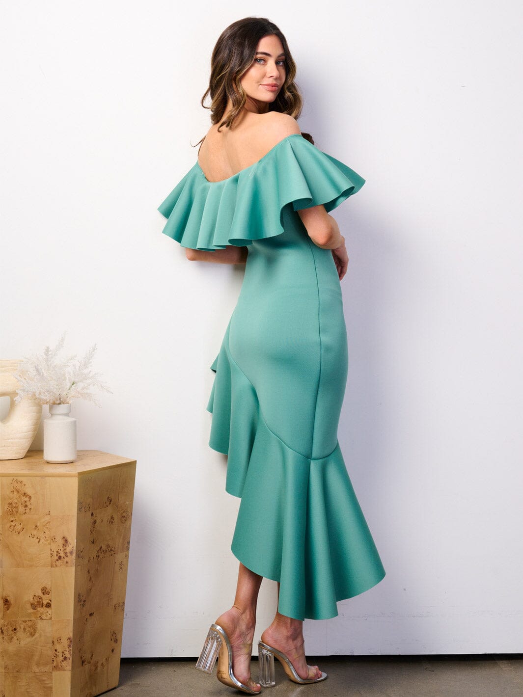 WOMEN'S OFF SHOULDER RUFFLE BANDAGE HIGH-LOW MIDI DRESS