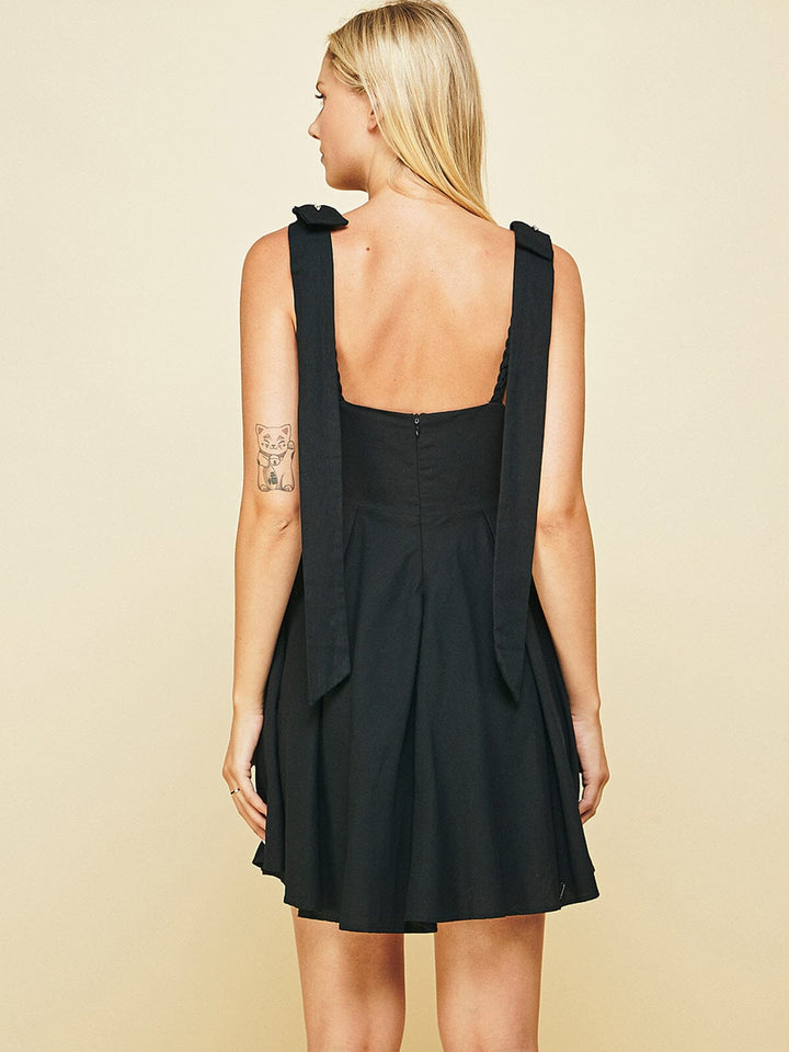 WOMEN'S SLEEVELESS ADJUSTABLE STRAPS POCKETS FIT & FLARE MINI DRESS