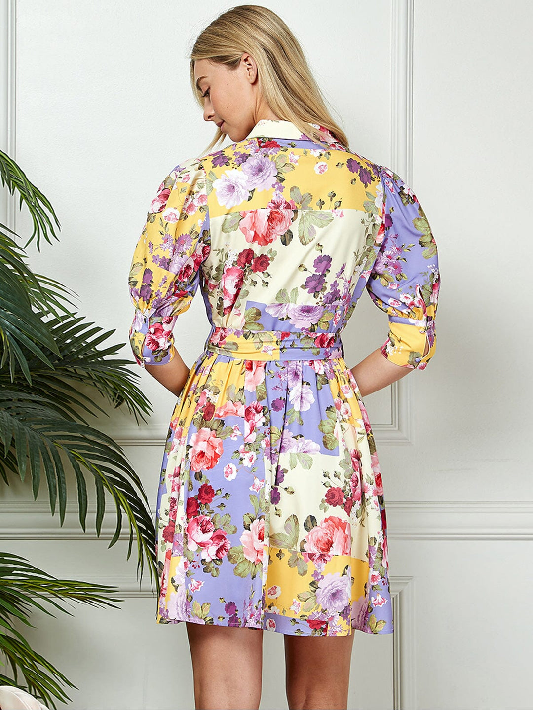 WOMEN'S 3/4 SLEEVE BUTTON UP SELF TIE FLORAL MINI DRESS