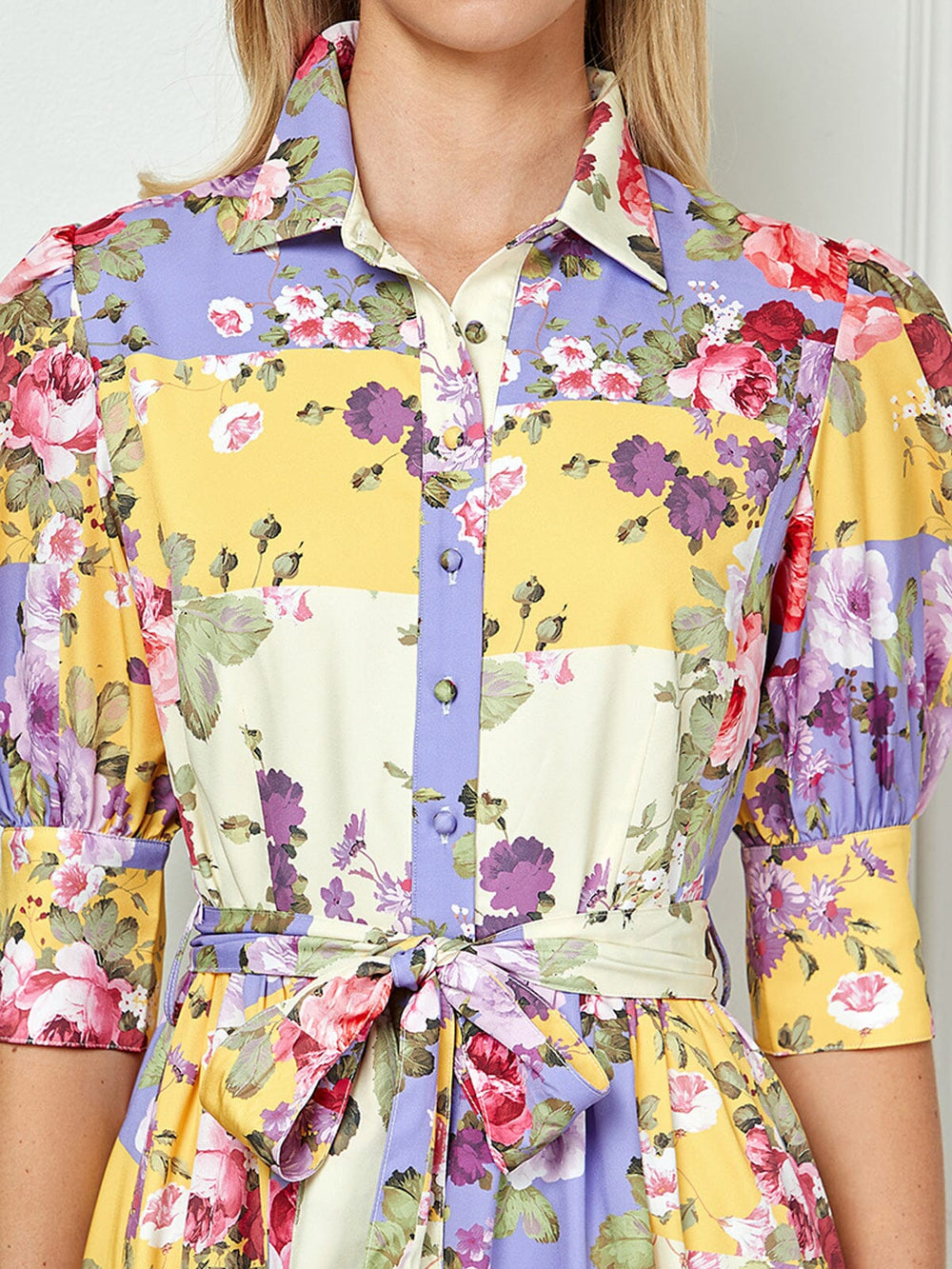 WOMEN'S 3/4 SLEEVE BUTTON UP SELF TIE FLORAL MINI DRESS