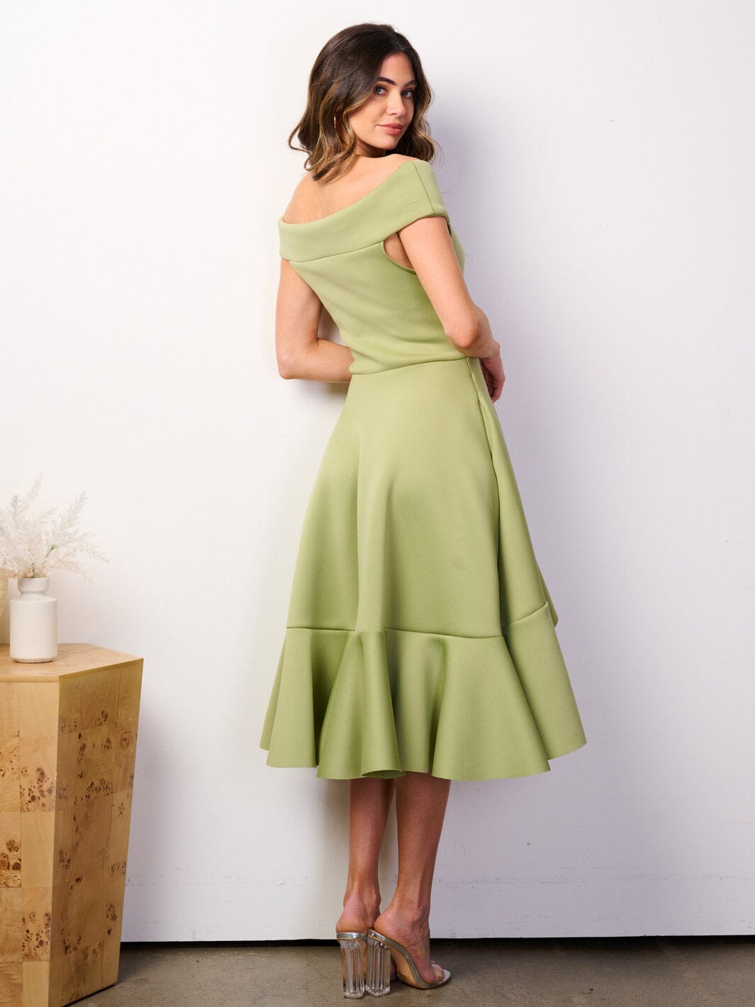 WOMEN'S OFF SHOULDER POCKETS FIT & FLARE BANDAGE HIGH-LOW MIDI DRESS