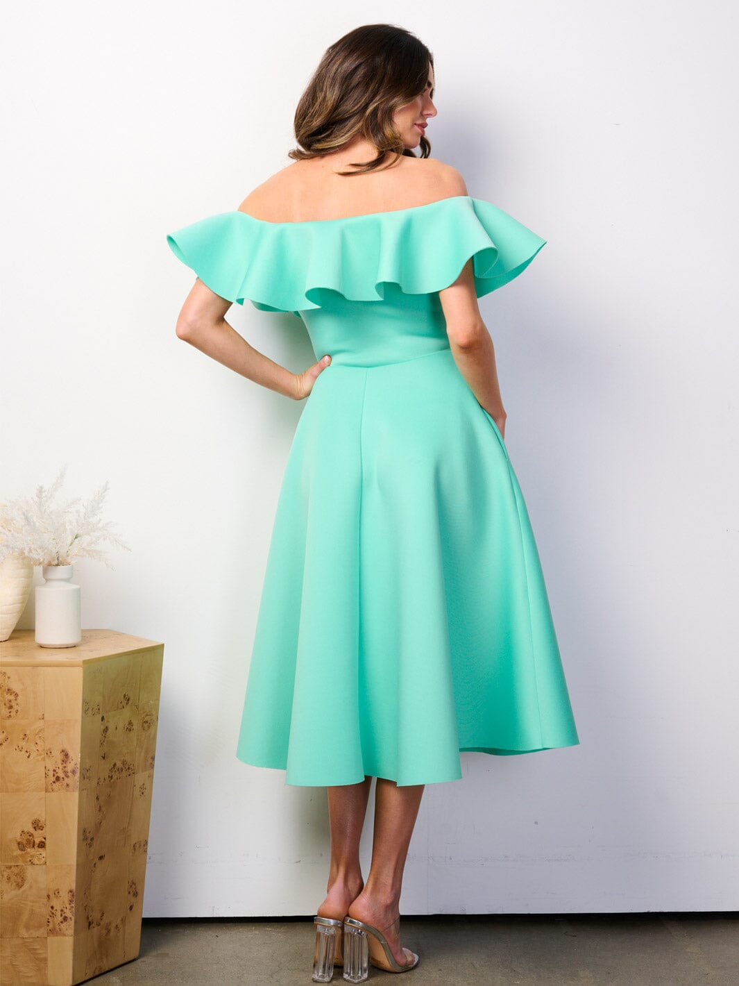WOMEN'S OFF SHOULDER POCKETS FIT & FLARE BANDAGE RUFFLE MIDI DRESS