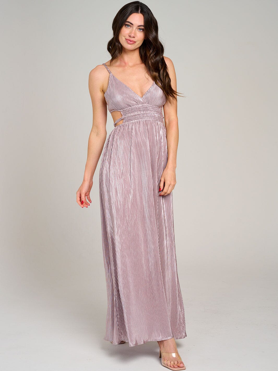 WOMEN'S SLEEVELESS OPEN BACK V-NECK MAXI DRESS
