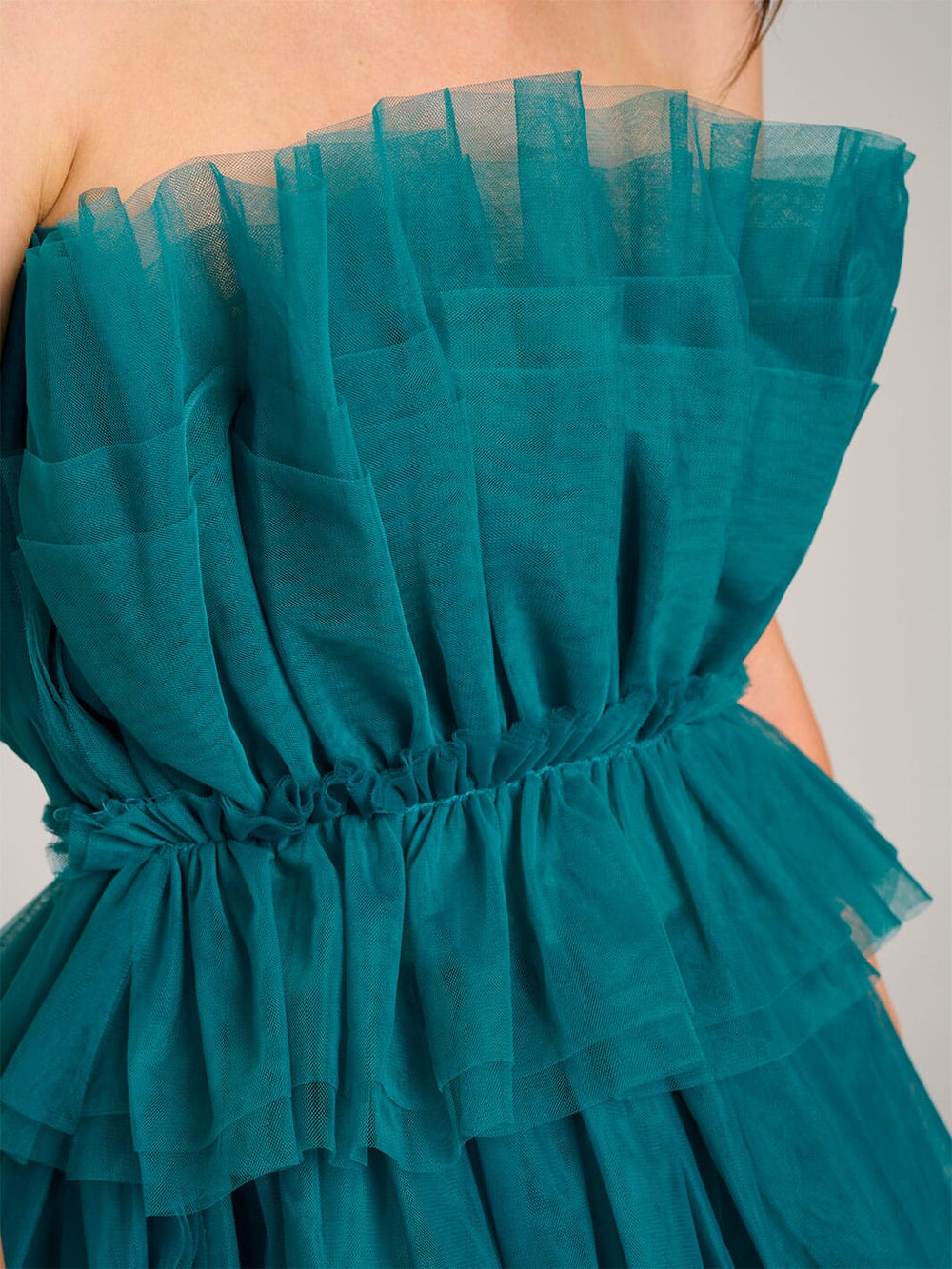 WOMEN'S SLEEVELESS ORGANZA TIERED RUFFLE TUBE MINI DRESS