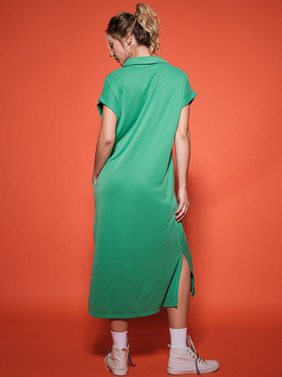 WOMEN'S SHORT SLEEVE V-NECK SIDE SLIT FRONT POCKET LOOSE FIT MAXI DRESS