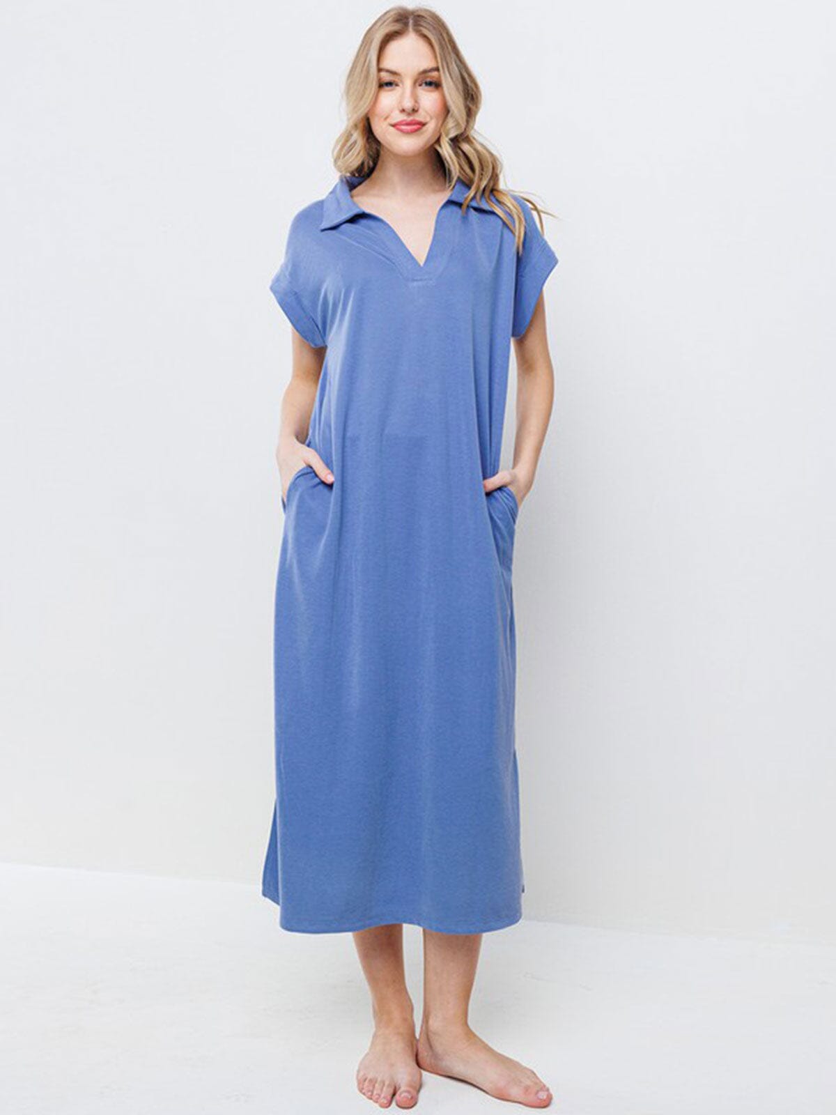 WOMEN'S SHORT SLEEVE V-NECK SIDE SLIT FRONT POCKET LOOSE FIT MAXI DRESS