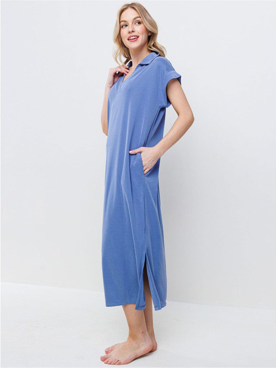 WOMEN'S SHORT SLEEVE V-NECK SIDE SLIT FRONT POCKET LOOSE FIT MAXI DRESS