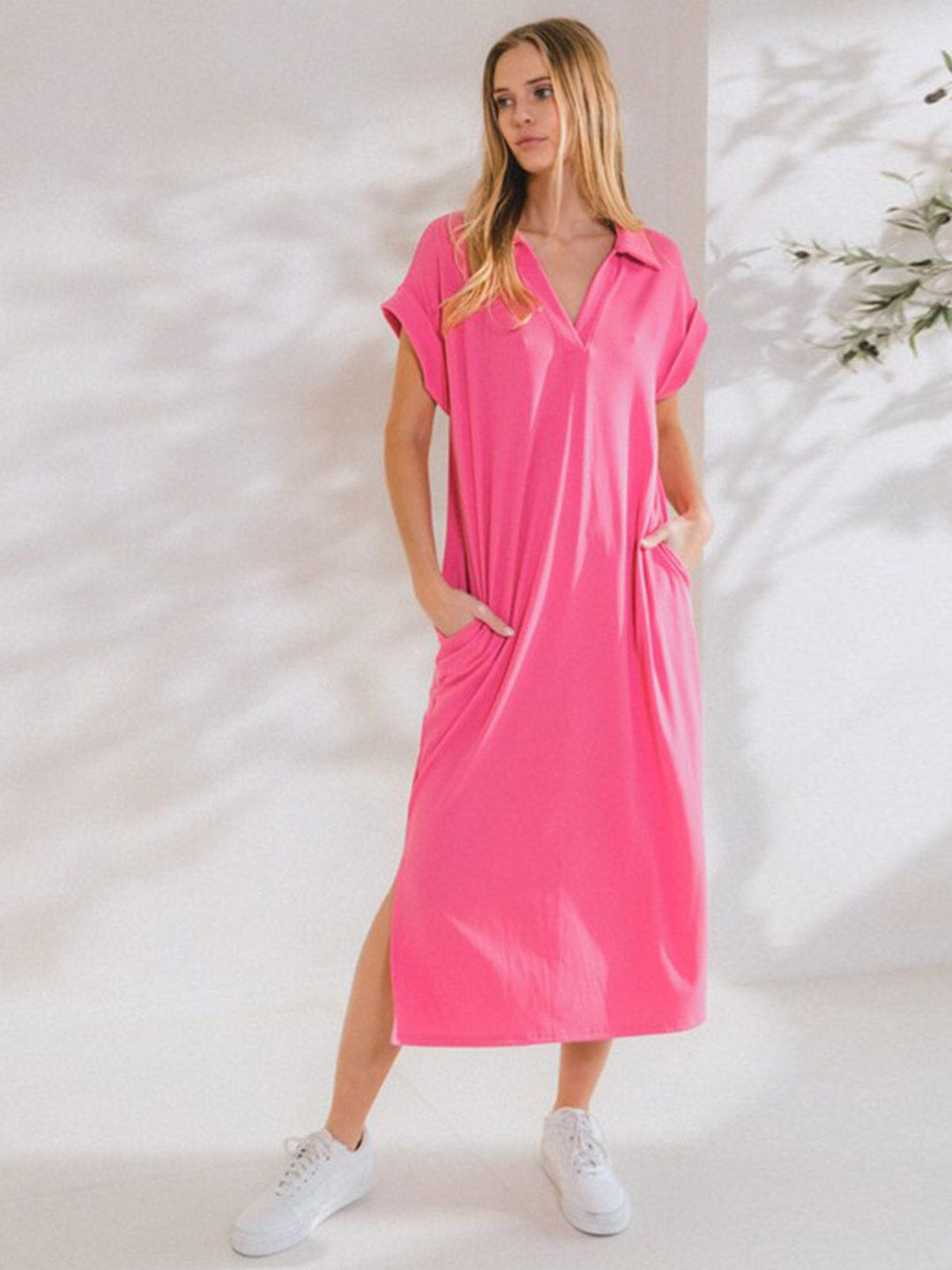WOMEN'S SHORT SLEEVE V-NECK FRONT POCKETS RIBBED TUNIC MAXI DRESS