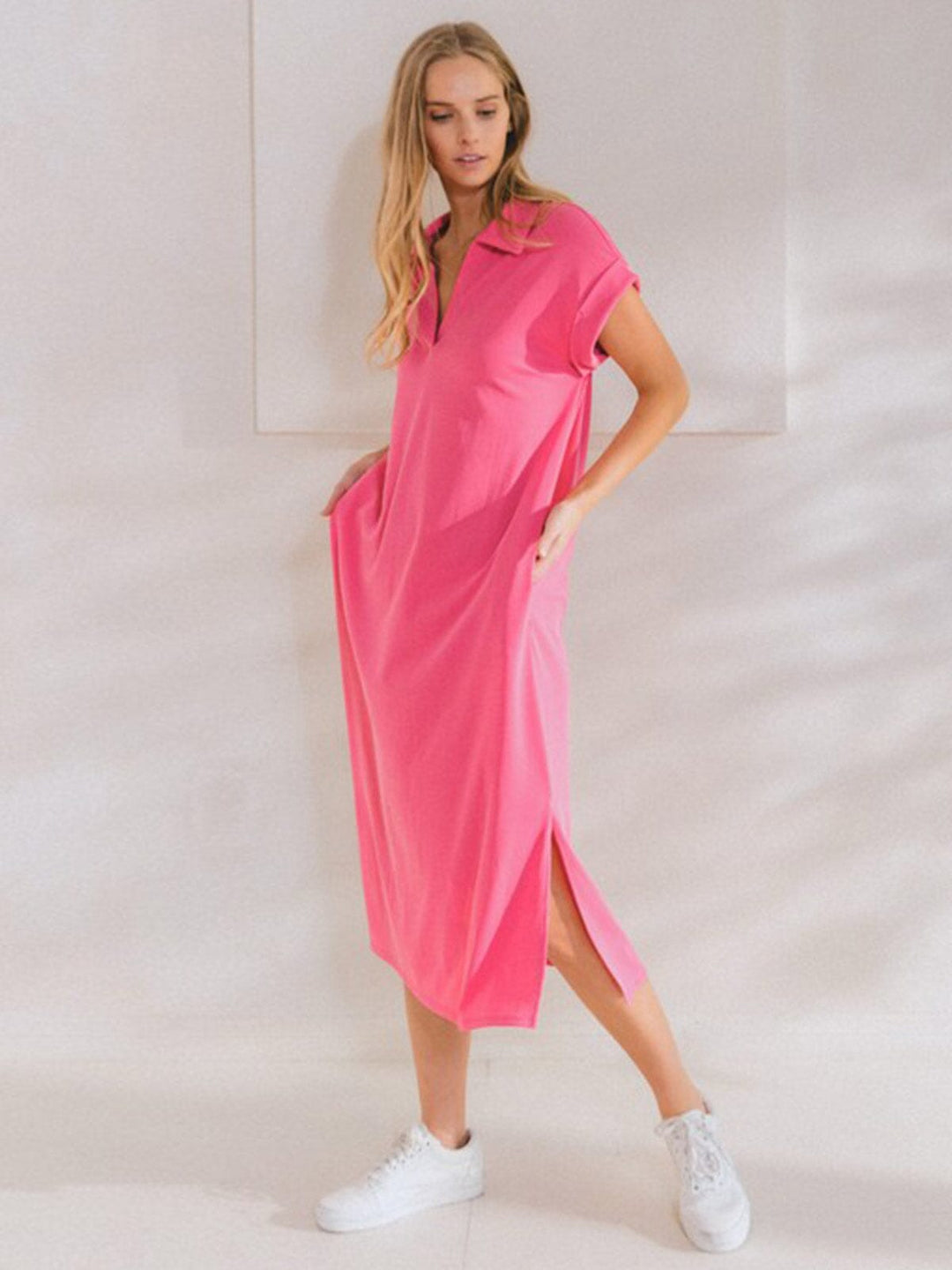 WOMEN'S SHORT SLEEVE V-NECK FRONT POCKETS RIBBED TUNIC MAXI DRESS