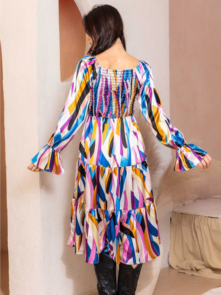 WOMEN'S OFF SHOULDER LONG SLEEVE SMOCK FRONT POCKETS TIERED MIDI DRESS